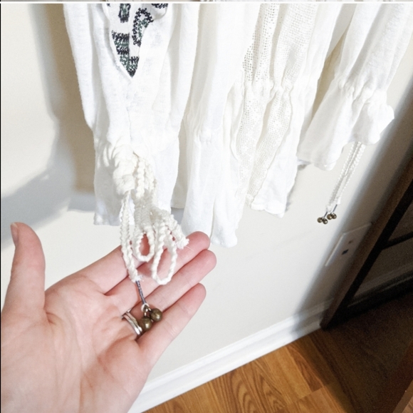 Free People Off Shoulder Peasant Top - Picture 6 of 6